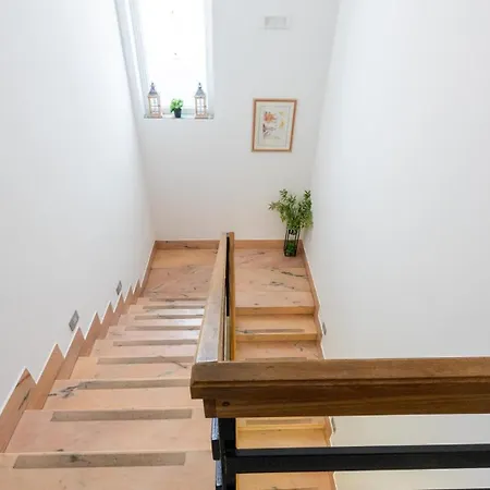 Scini By Rentbeat Roma