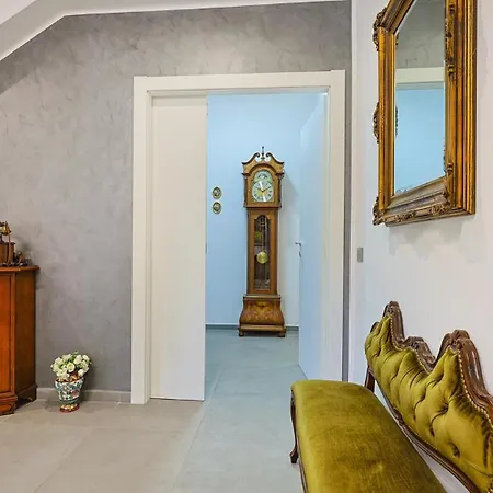 Scini By Rentbeat Roma
